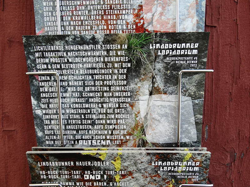 Lapidarium Postkartenhalter